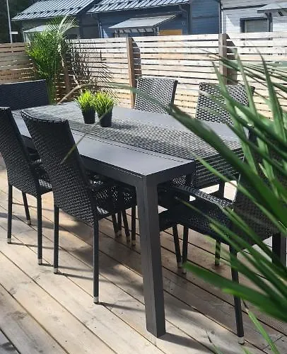 Talo Saunalla Ja Saehkoeauton Oma Type2 Latauspiste *